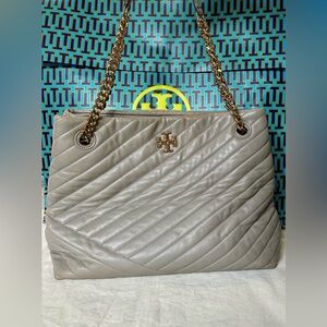 Tory Burch Kira Chevron tote bag ✨